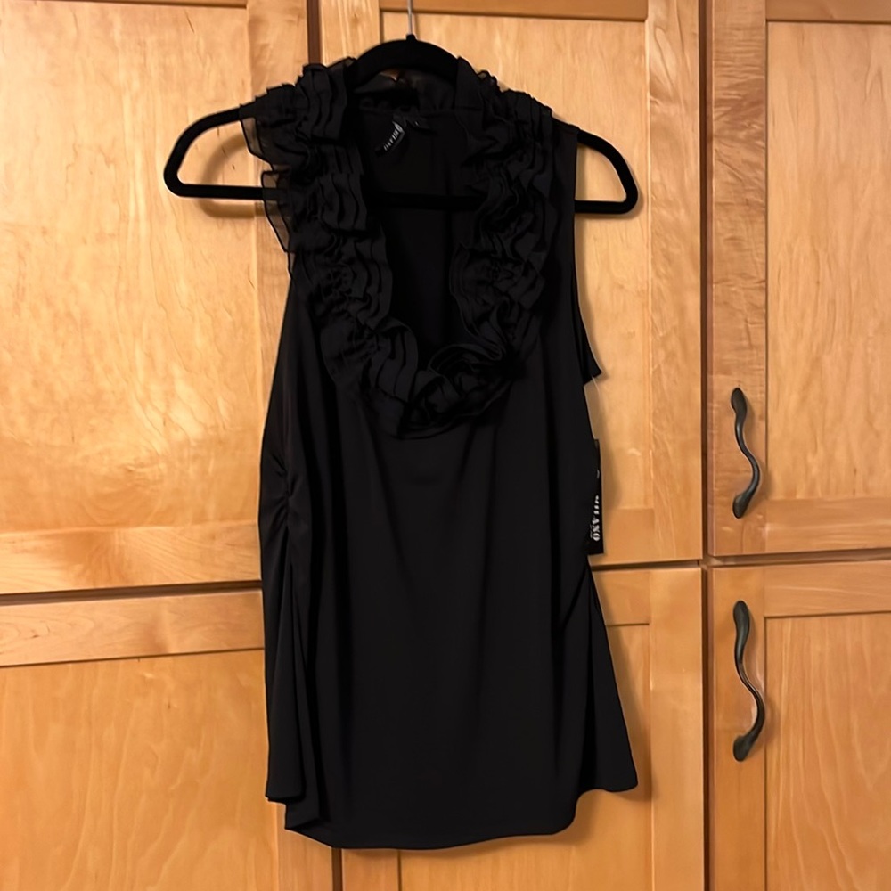 Milano Sleeveless Black Ruffle top, size Large NWT